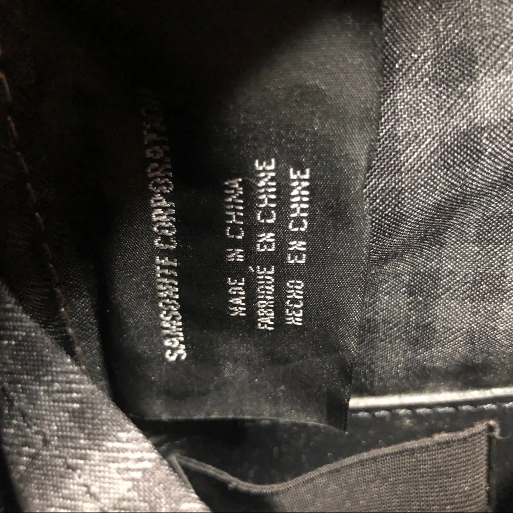 Samsonite Corporation Perfect Carry-On Luggage - Picture 9 of 10